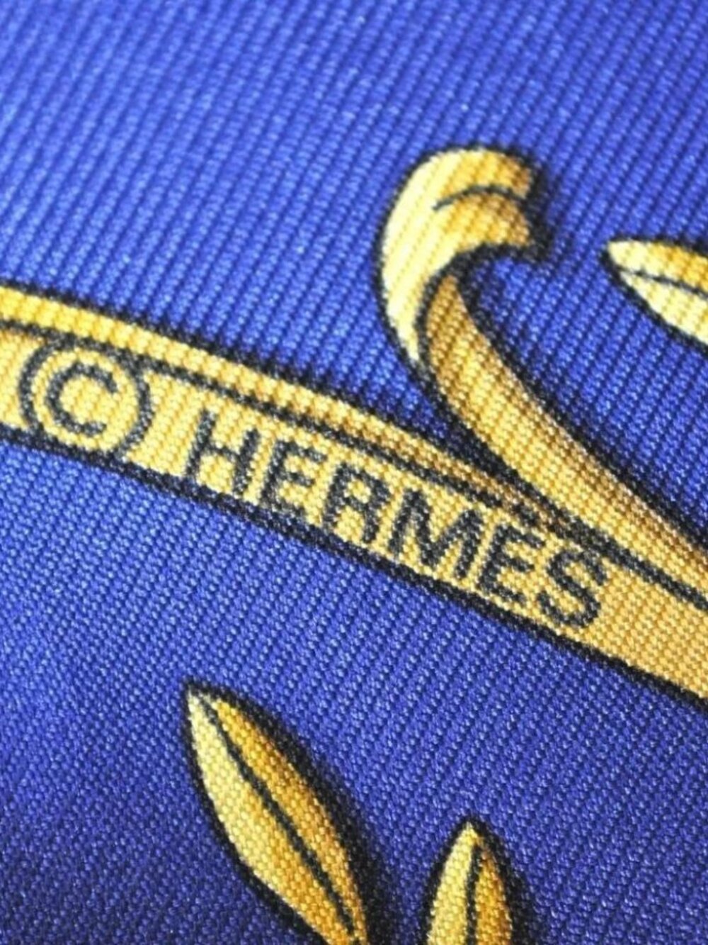 Authentic HERMES Carre 90 Scarf "LA PROMENADE DE LONGCHAMPS" Silk Blue